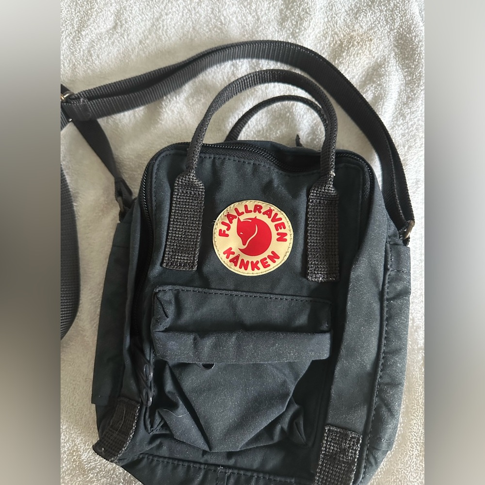 Fjallraven Kanken Purse Navy